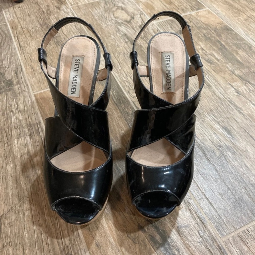 Steve Madden wedge